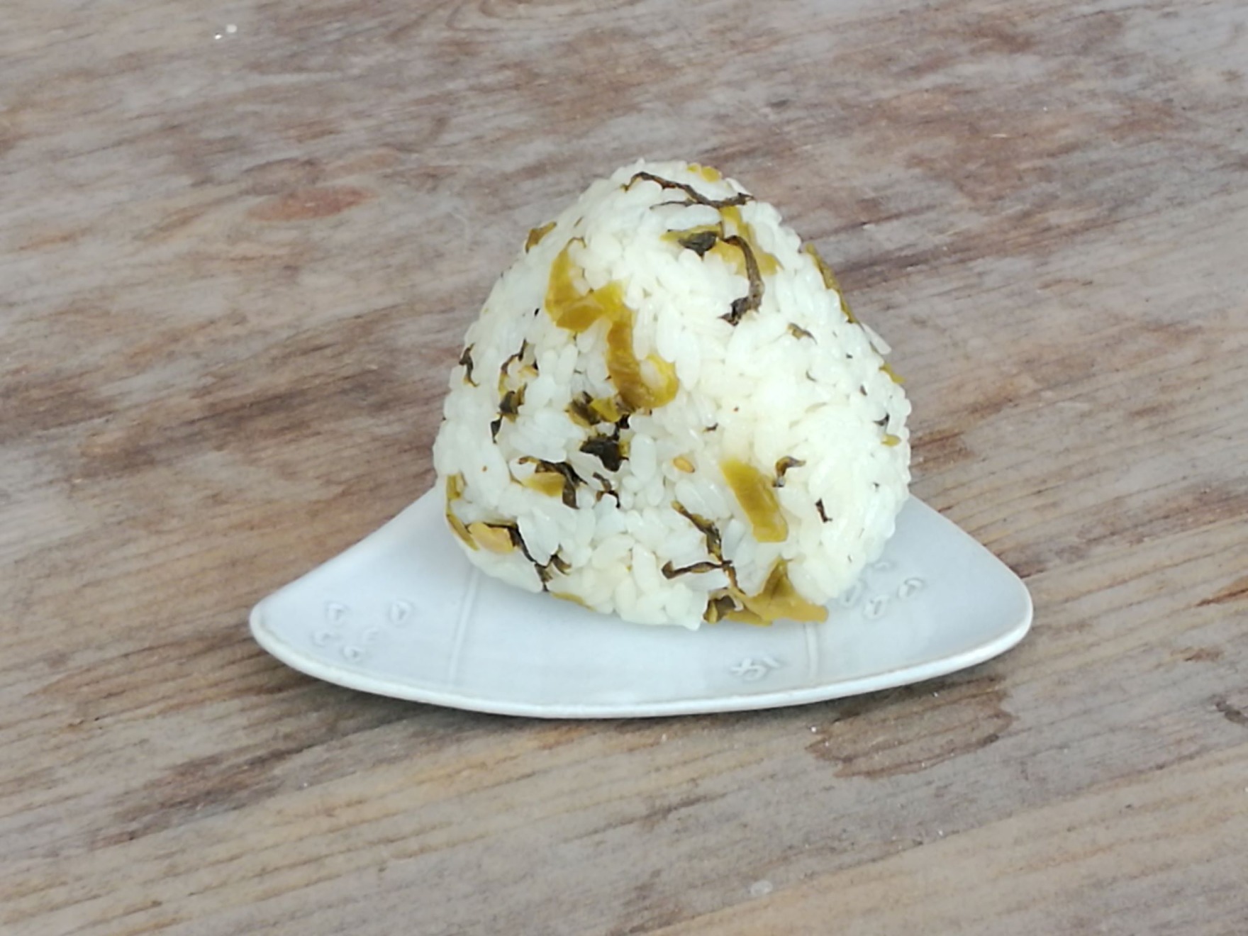 本場熊本直送 ピリ辛高菜漬け おにぎり ナカガワお持ち帰りbox